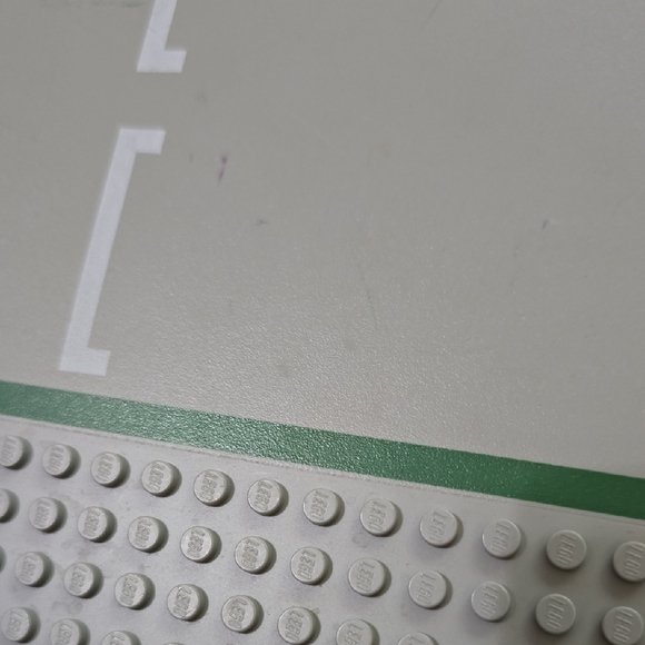 LEGO Gray Baseplate with Green and White Road Pattern - 32x32 Pegs - Picture 2 of 6